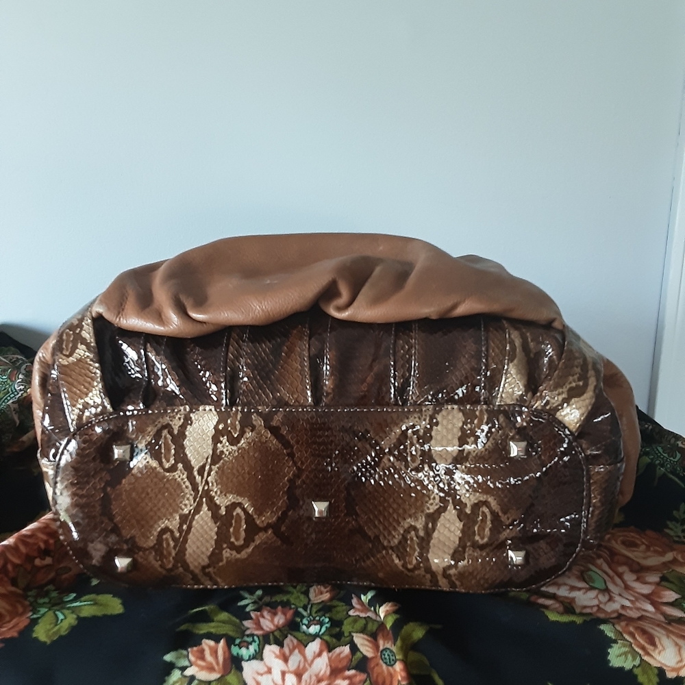 ZENA EVA HOBO BAG - Picture 5 of 10